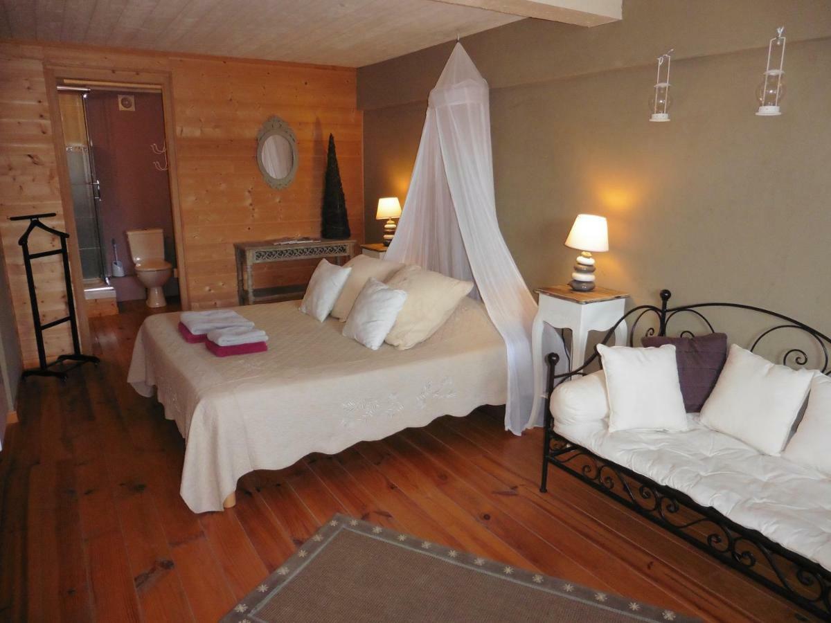 Bed and Breakfast Chalet de Barraou à Binos Extérieur photo