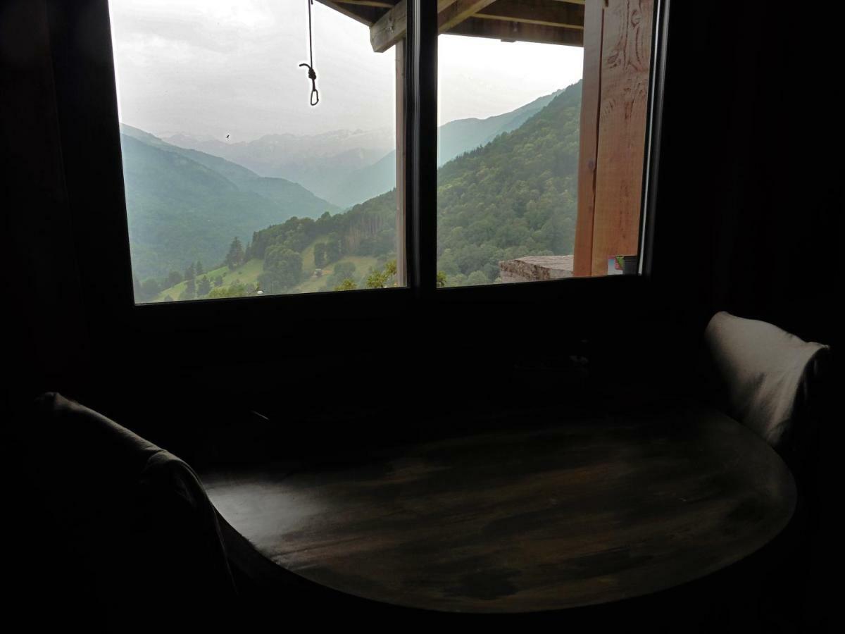 Bed and Breakfast Chalet de Barraou à Binos Extérieur photo